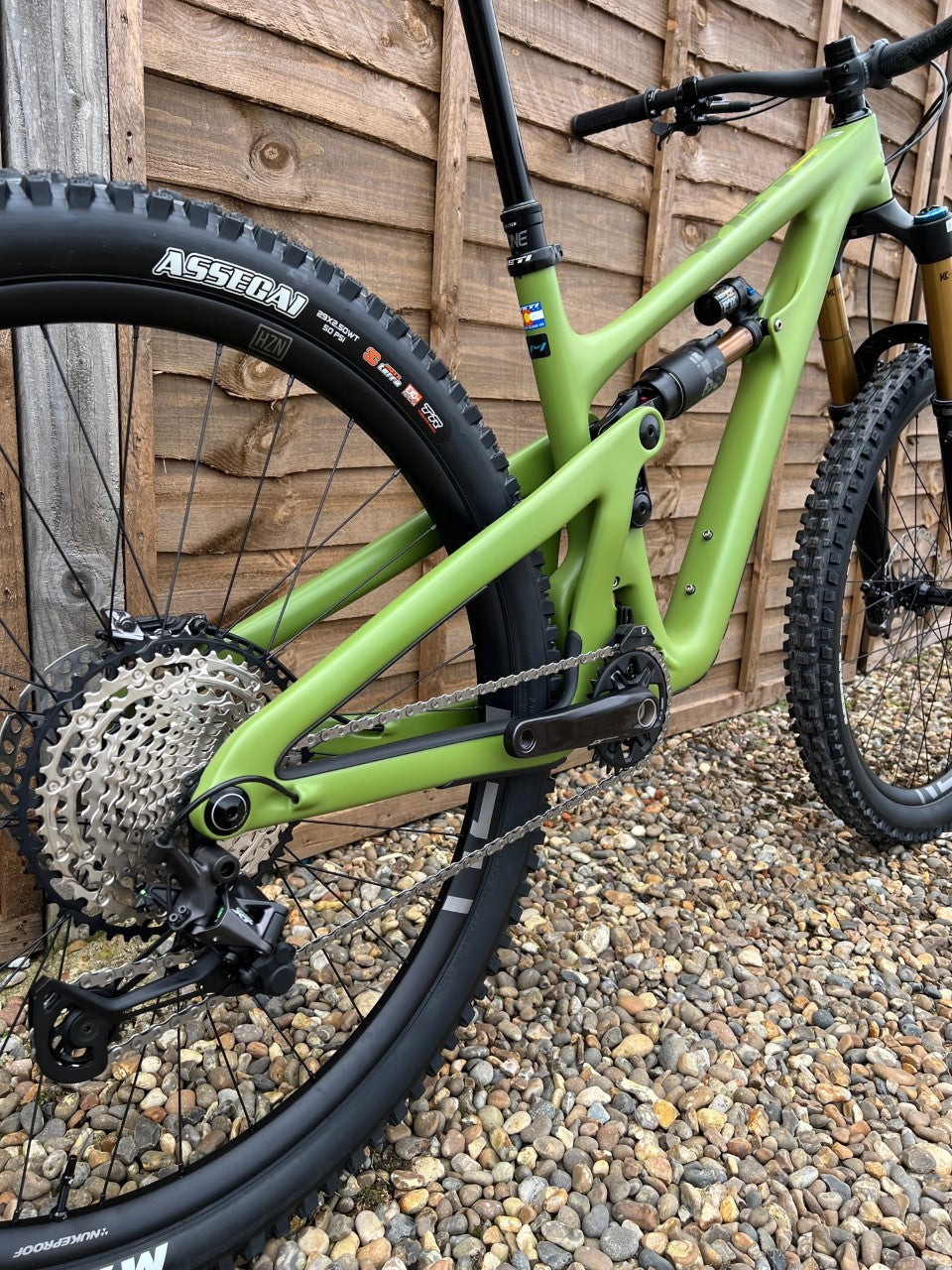 Yeti sb150 online green